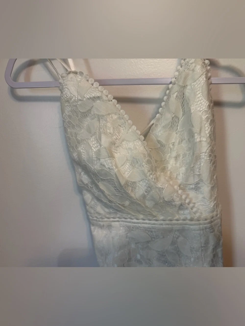 Hello Molly NWT Eyes On Me White Lace Backless Dress Size 6 Beach Bridal Sexy - Picture 5 of 10